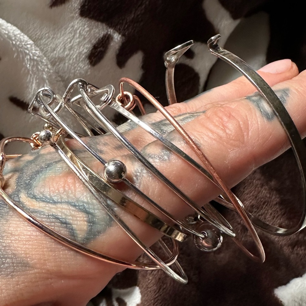 Lot of 8 DIY BANGLES Must bundle! 3 for $10 or 4 for $15 etc